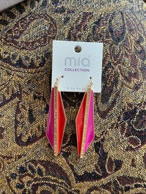 MISHA COLLECTION Bold Pink and Red Geometric Drop Earrings